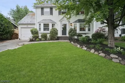 4 Kingsland Ct, South Orange Village, NJ 07079