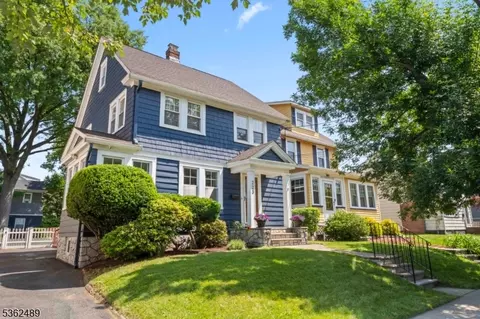 223 Parker Ave, Maplewood, NJ 07040