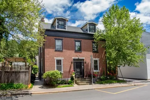 72 N Franklin St # A, Lambertville, NJ 08530