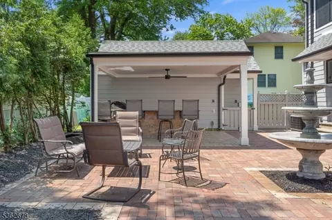 242 Park Ave, Berkeley Heights, NJ 07922 photo 28