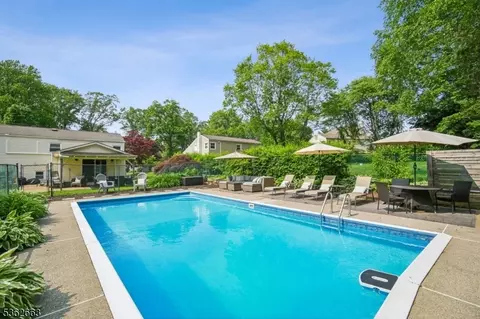 22 Corwin St, Randolph, NJ 07869 photo 18