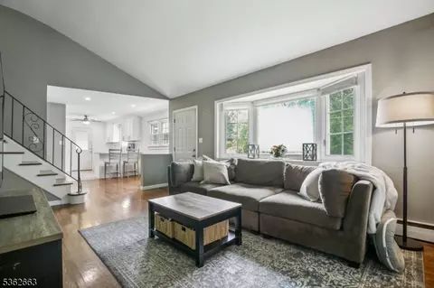 22 Corwin St, Randolph, NJ 07869 photo 6
