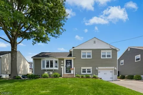 11 Garside Pl, Clark, NJ 07066