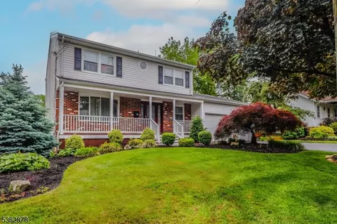 868 Coolidge Ave, Woodbridge, NJ 07095