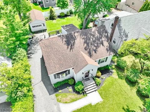 710 Paramus Rd, Paramus, NJ 07652 photo 6