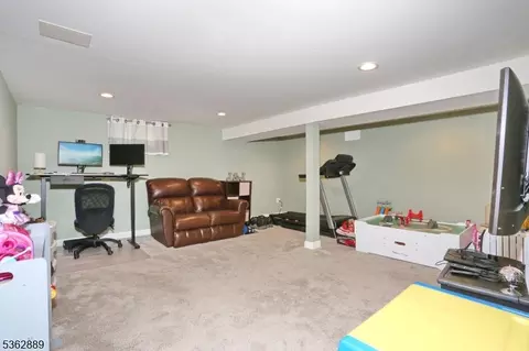 710 Paramus Rd, Paramus, NJ 07652 photo 32
