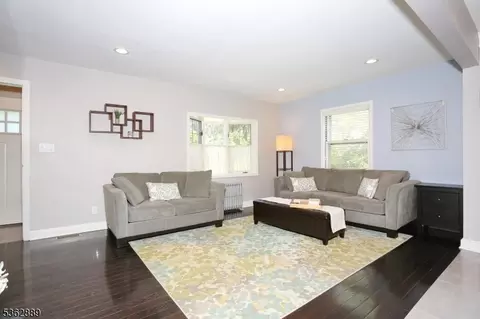 710 Paramus Rd, Paramus, NJ 07652 photo 10