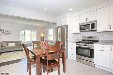 710 Paramus Rd, Paramus, NJ 07652 photo 15