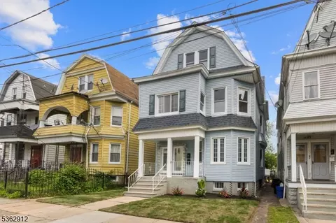 28 Tremont St, Irvington, NJ 07111
