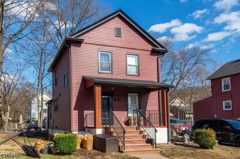 13 Franklin Pl, Haskell, NJ 07420