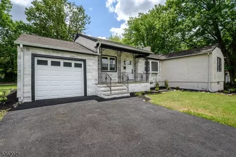 144 Elm St, Dover, NJ 07801