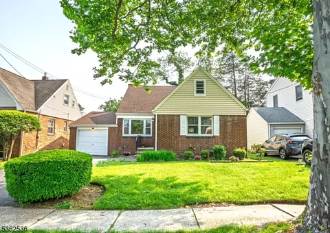 11 Newman Ave, Nutley, NJ 07110