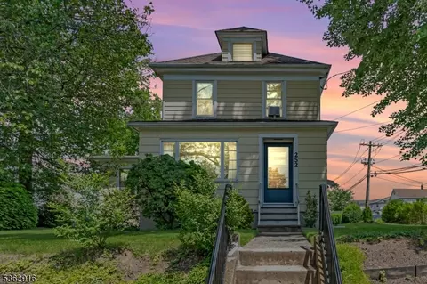 252 Boulevard, Kenilworth, NJ 07033