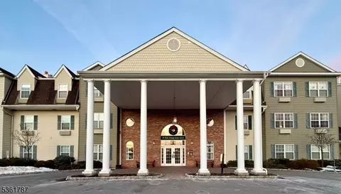 9212 Richmond Rd #9212, West Milford, NJ 07480