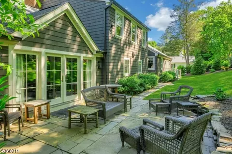 16 Sweetbriar Rd, Summit, NJ 07901 photo 35