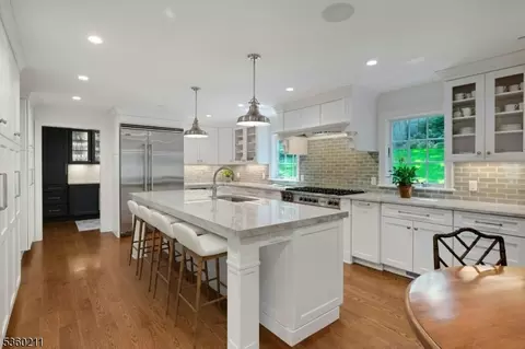 16 Sweetbriar Rd, Summit, NJ 07901 photo 7