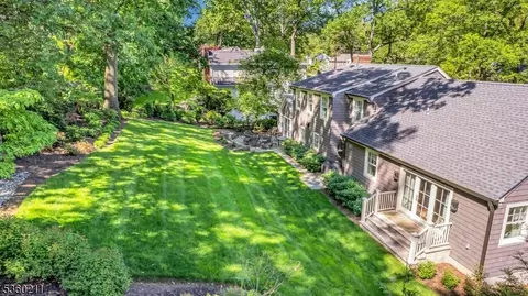 16 Sweetbriar Rd, Summit, NJ 07901 photo 37