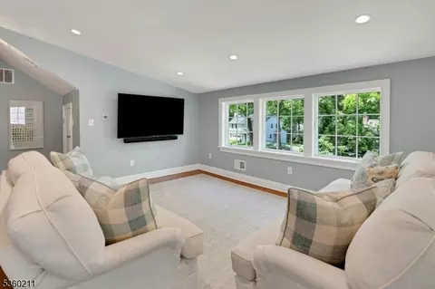 16 Sweetbriar Rd, Summit, NJ 07901 photo 31