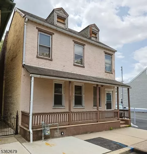 124 Sitgreaves St, Phillipsburg, NJ 08865