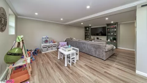 7 Knight Rd, Wayne, NJ 07470 photo 18
