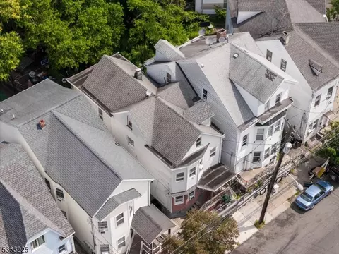 109 Lyon St, Paterson, NJ 07524