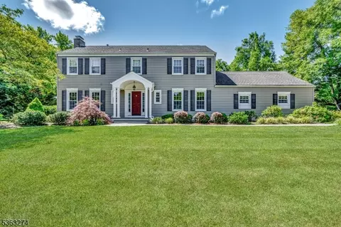 11 Atlas Rd, Basking Ridge, NJ 07920
