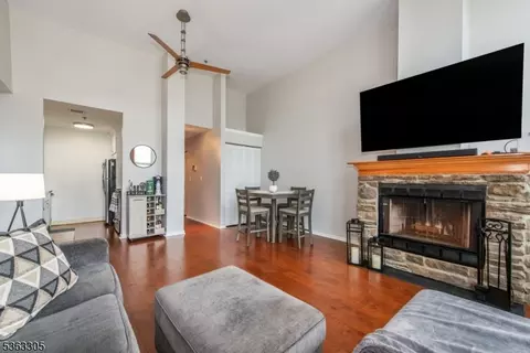 260 Main St #318, Little Falls, NJ 07424