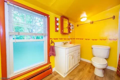 65 E Grand St, Hampton, NJ 08827 photo 16