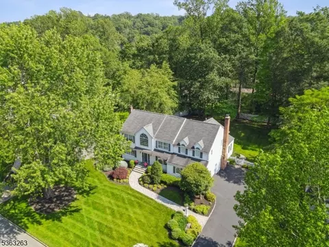 27 Westminster Rd, Chatham Twp, NJ 07928
