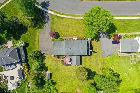 65 Berkeley Cir, Basking Ridge, NJ 07920 photo 35