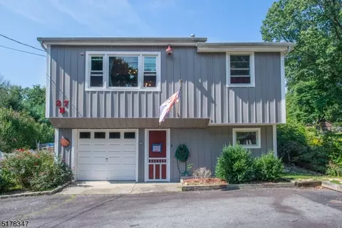 27 Taylortown Rd # B, Montville, NJ 07045