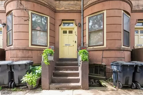 46 James St # A, Newark, NJ 07102