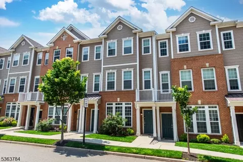 129 Eisenhower Ln #2109, Wood-ridge Boro, NJ 07075