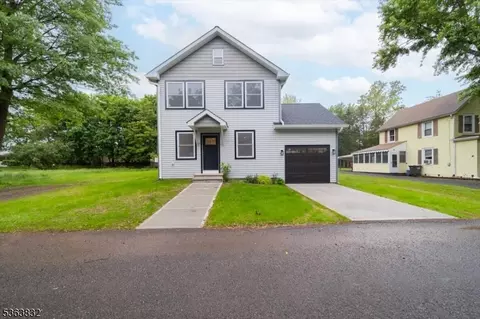 17 Fourth St, Hillsborough Twp, NJ 08821