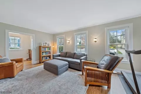 86 Cedar St, Millburn, NJ 07041 photo 6