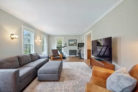 86 Cedar St, Millburn, NJ 07041 photo 5
