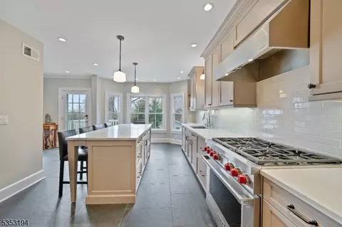 86 Cedar St, Millburn, NJ 07041 photo 12