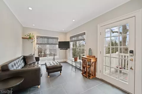 86 Cedar St, Millburn, NJ 07041 photo 11