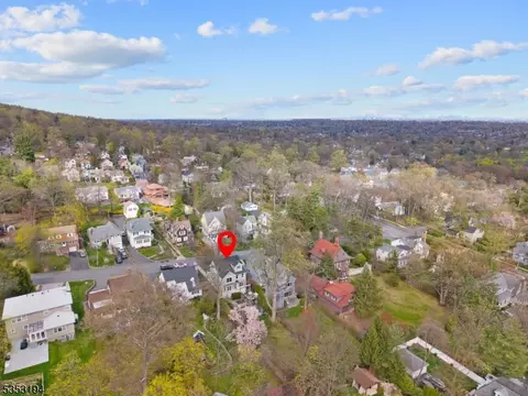 86 Cedar St, Millburn, NJ 07041 photo 46