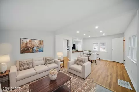 9 S Reilly Rd, Jefferson, NJ 07438