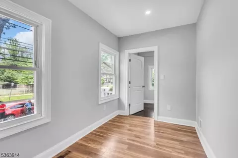 736 E 7th St, Plainfield, NJ 07062 photo 28