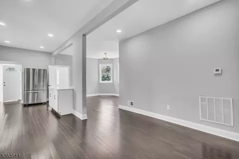 736 E 7th St, Plainfield, NJ 07062 photo 15