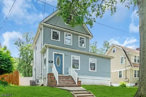 736 E 7th St, Plainfield, NJ 07062 photo 2