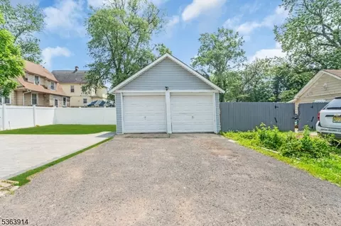 736 E 7th St, Plainfield, NJ 07062 photo 10