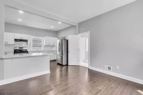 736 E 7th St, Plainfield, NJ 07062 photo 22