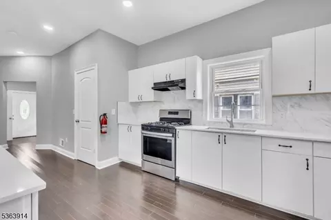 736 E 7th St, Plainfield, NJ 07062 photo 17