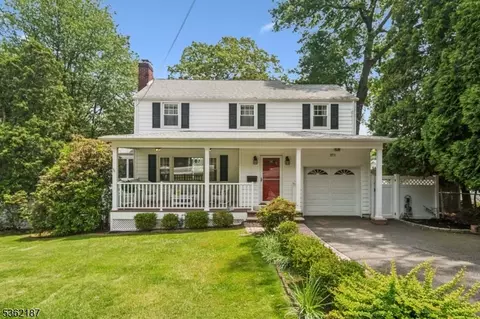 371 Fairview Ave, Cedar Grove, NJ 07009