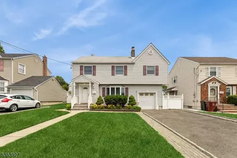 48 Highfield Ln, Nutley, NJ 07110