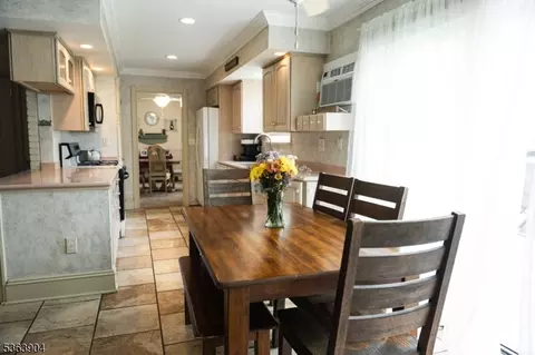 2 Monsey Rd, Flemington, NJ 08822 photo 10