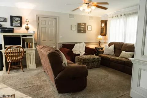2 Monsey Rd, Flemington, NJ 08822 photo 11
